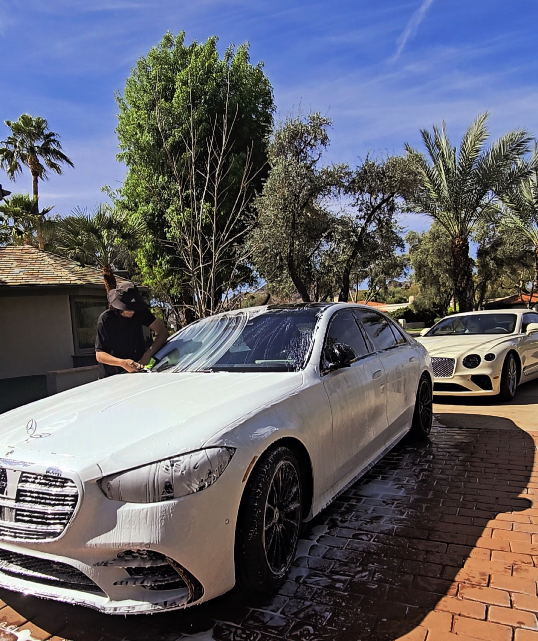 Mercedes S-Class and Bentley fleet detailing